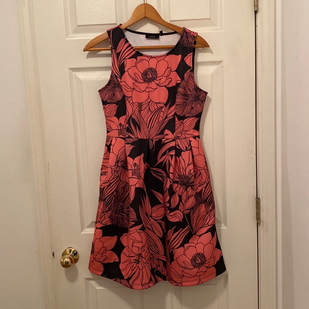 NWT Women’s Apt 9 Salmon Pink and Black Floral Dress with Pockets Size Small